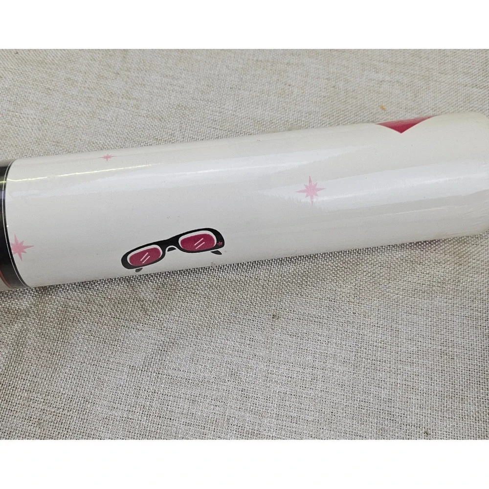 Hello Kitty by Sanrio Sure Strip PrePasted Washable Wallpaper BT2782 Double Roll